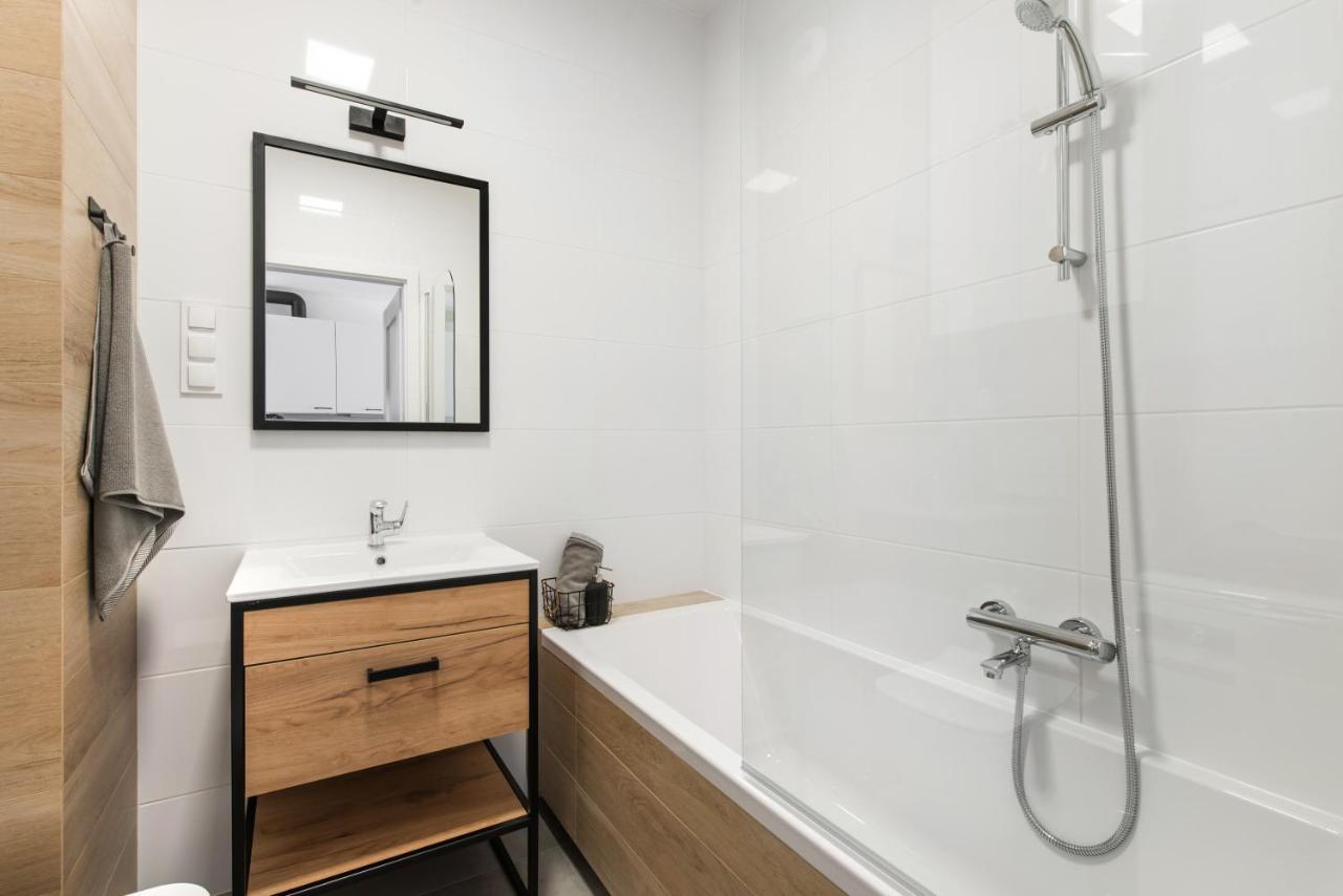 Superapart Stalowa 39 Modern Unit With Kitchen & Wifi Warschau Buitenkant foto